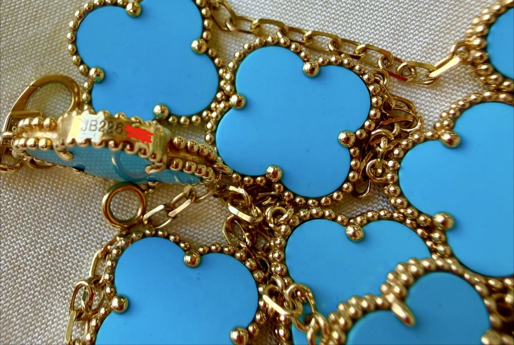 Van Cleef  Alhambra Turquoise 18k