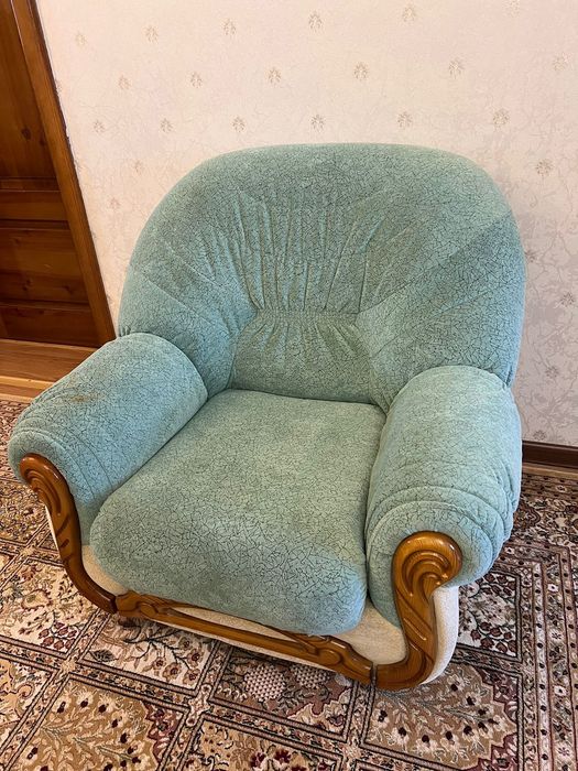 Диван с креслами