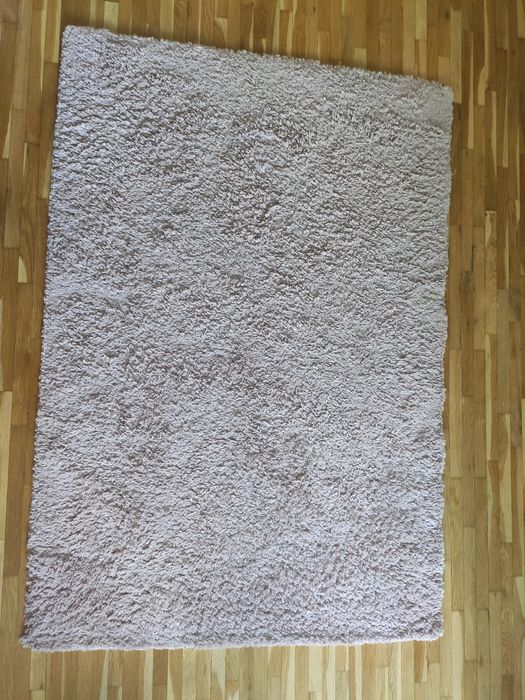 Продавам килим 120х173 см
