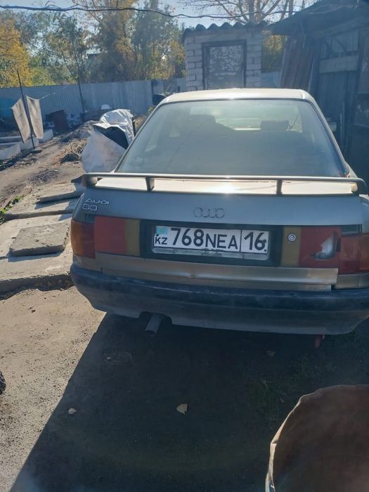 Машина ауди 80 продам