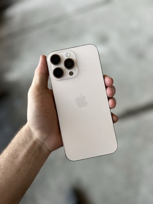 iPhone 16 Pro Max