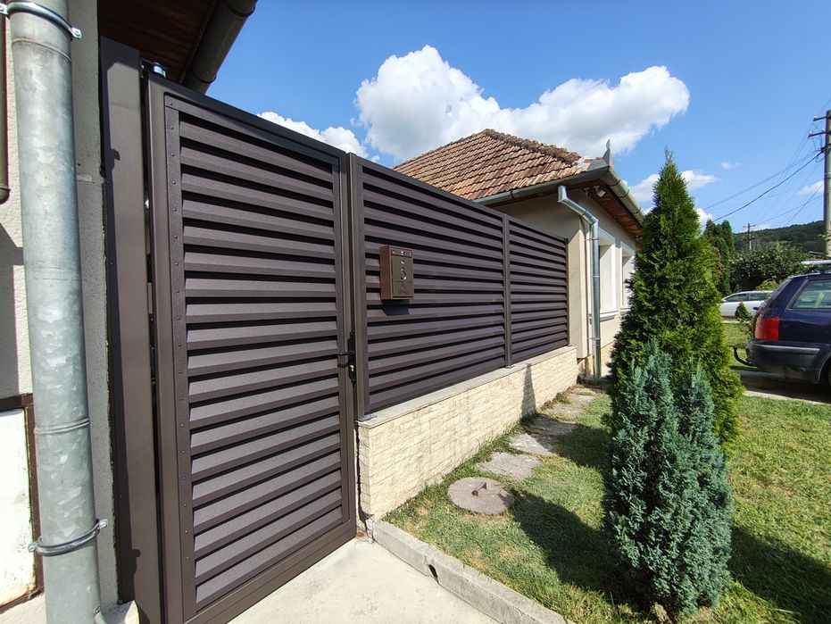 Panouri Gard * Poartă Pietonala *  Jaluzea - Maro închis