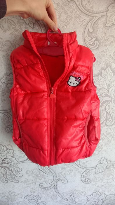 Продам вещи на девочку 5-7 лет