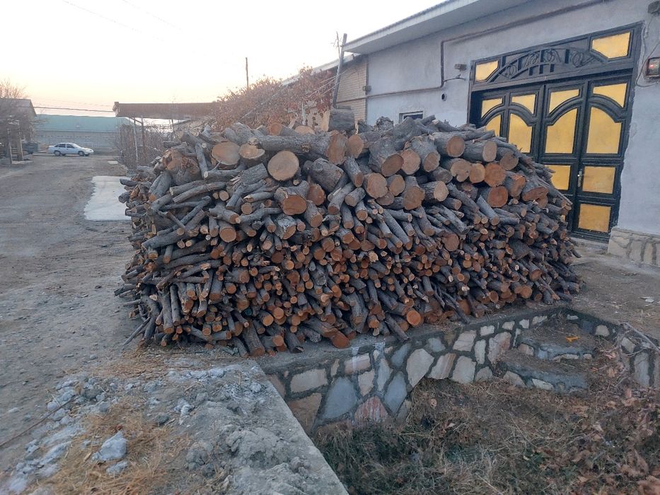 Курук утин сотилади