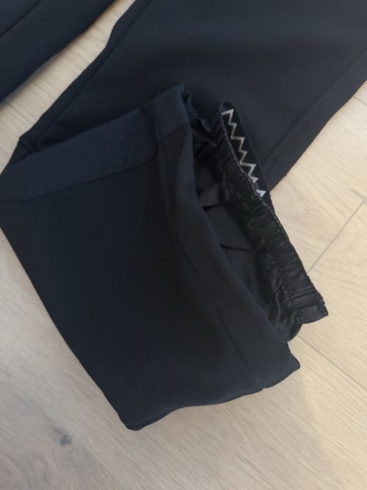 Pantaloni schi marime 38