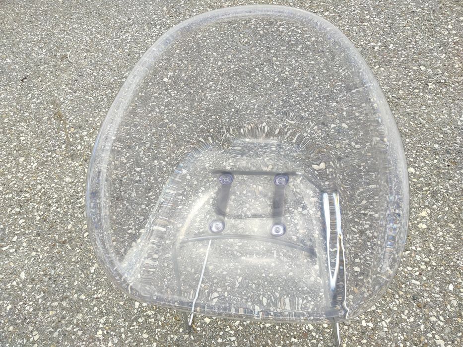 Стол прозрачен пластмасов