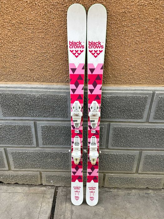 schi black crows magnis birdie L149.3