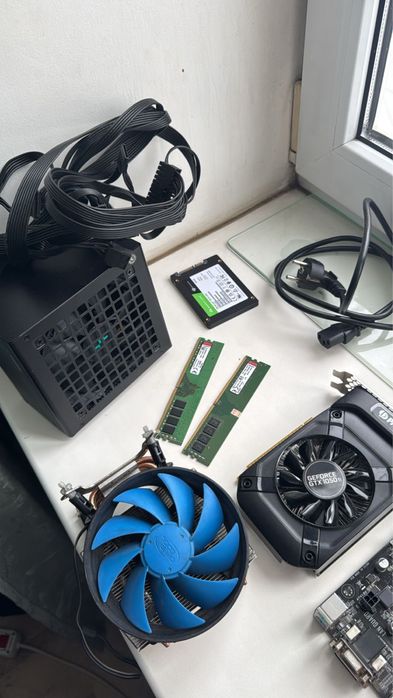 видеокарта,блокпитания,кулер,материнская плата,процессор