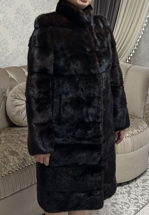 Продам норковую шубу