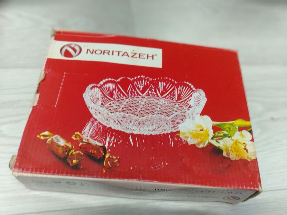 Продам конфетницу