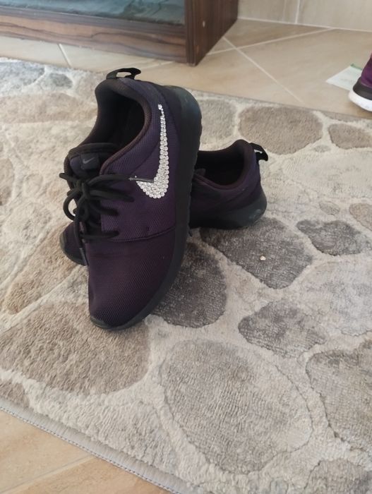 Дамски спортни обувки на Найк