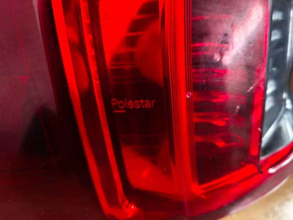 Stop stânga Polestar