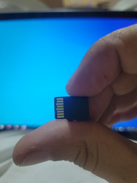 Продам флешку micro-SD карту 128gb