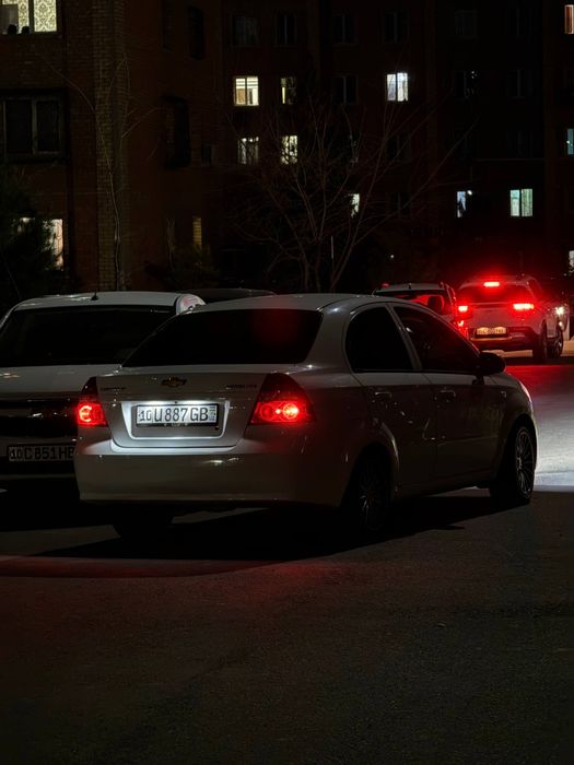 Продаётся нексия 3 Автомат 4 позиции