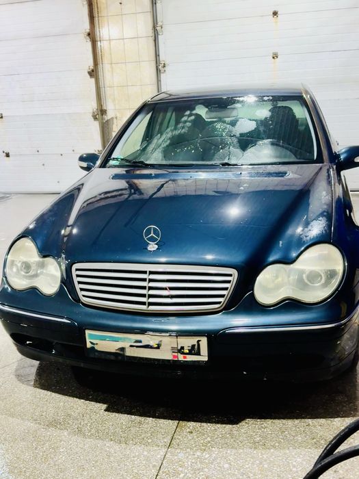 Продам мотор на мерседес 112