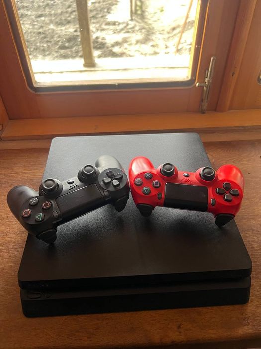 Playstation 4 slim 1TB