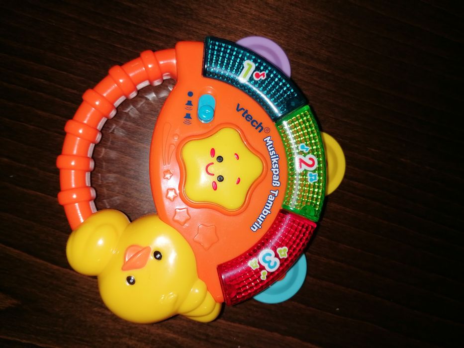 Две музикални светещи играчки