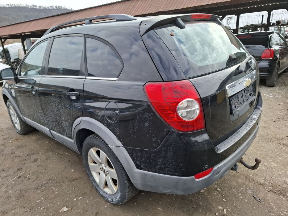 Elemente Caroserie Chevrolet Captiva 2.0VCDi 16v cutie 6Trepte 7Locuri