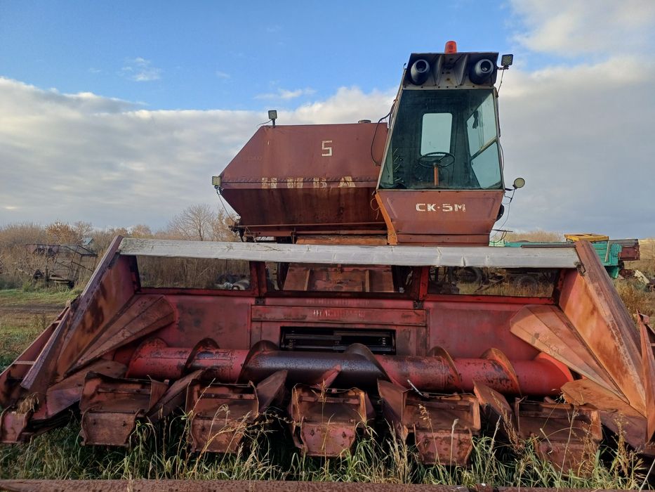 Продам комбайн нива