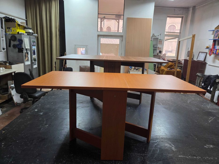 Masa rabatabila diferite culori