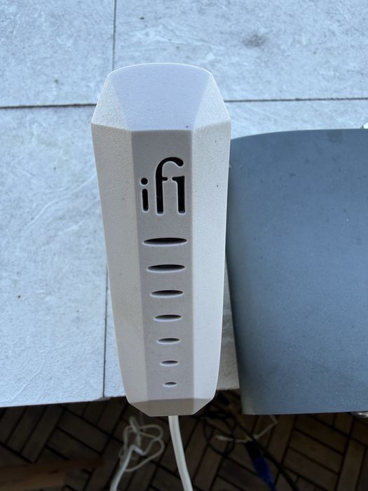 Pachet Audiofil: iFi Zen DAC V2 + iPowerX + Boxă HEOS 7 HS2