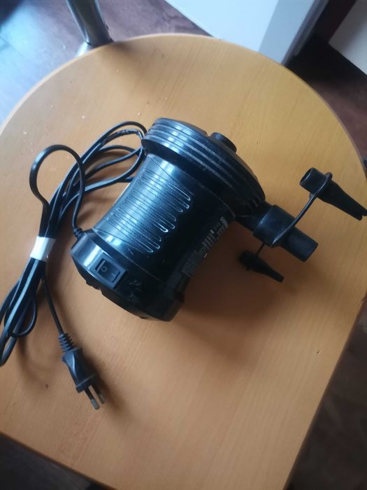 Помпа за надуваем дюшек