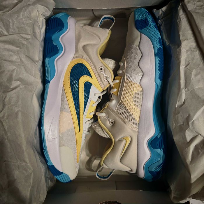 Nike Giannis immortality 3/(43) - баскетболни обувки