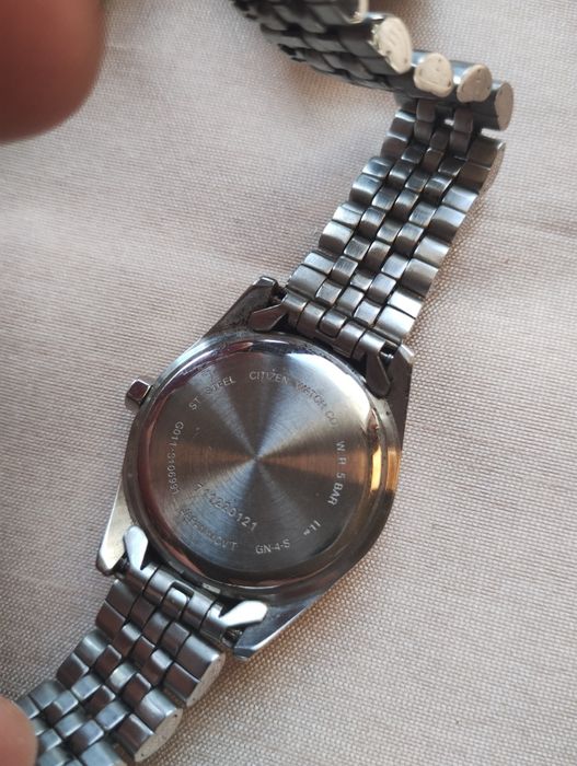 Оригинални часовници Seiko, Citizen, DKNY, Armani, Fossil