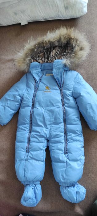 Продам детский  весенний комбинезон