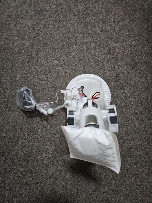 Бензонасос (станция в сборе)