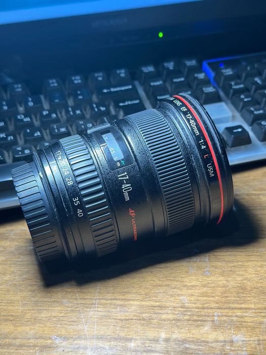 Sotiladi: Canon EF 17–40mm f/4L USM