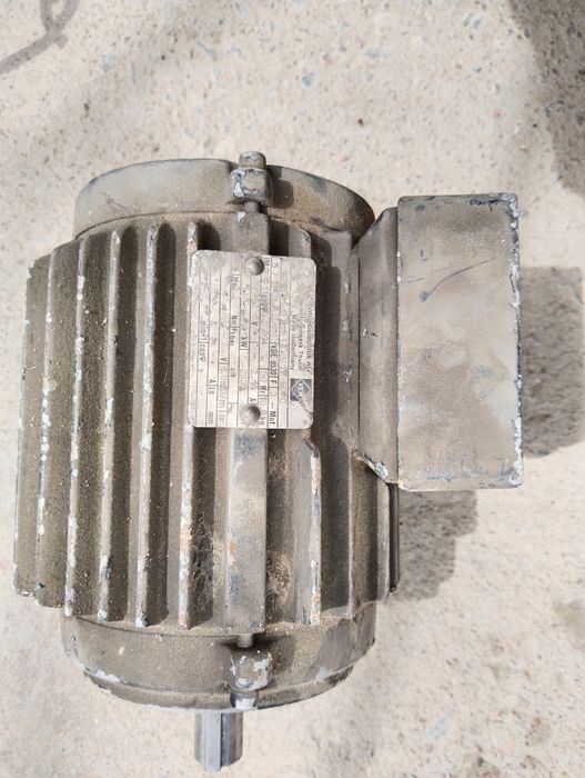 Электродвигитель