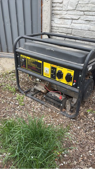 Бензиновый генератор
