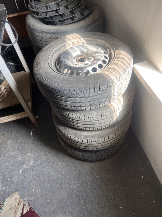 Продам диски и шины 195/65/15