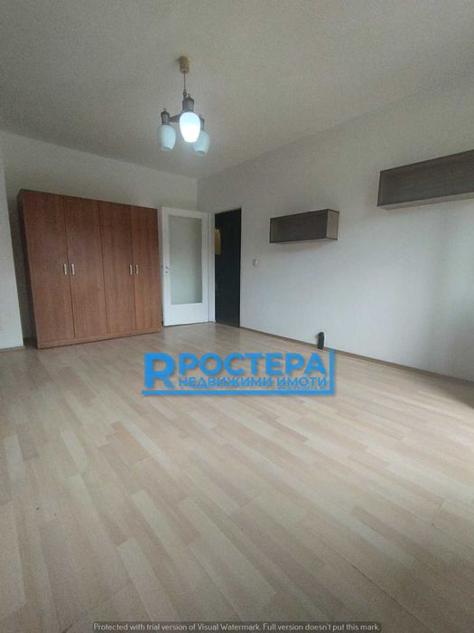 Продава се Двустаен апартамент в Търговище, Запад 1 - 43 кв.м за 1305 €/кв.м - Снимка #1