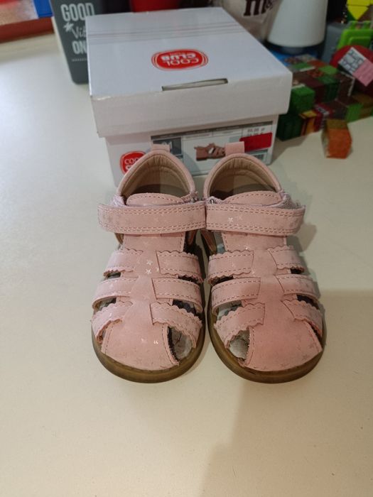 Sandale roz mărimea 21