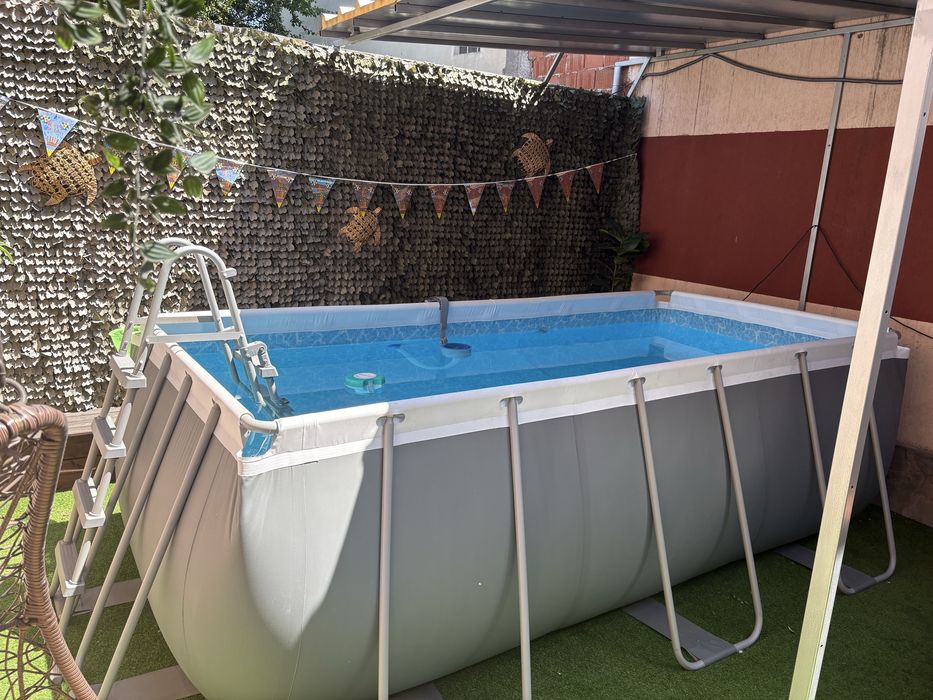 Piscina supraterana