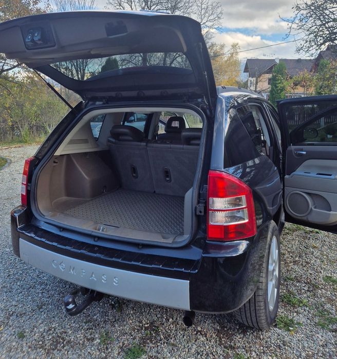 Autoturism Jeep Compass