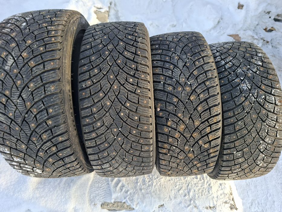 Продам шины. 235/45/18 трианжела