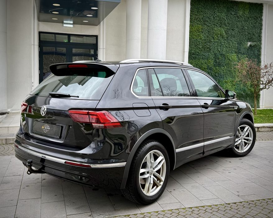 VW Tiguan R-Line 2.0TDI 190 CP 4X4 DSG Full Option ! Garantie 12 Luni