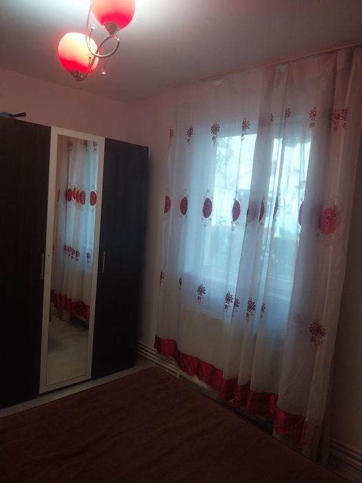 Apartament de închiriat
