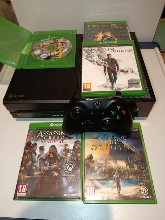 Xbox One  + 5  JOCURi + 1 controller xbox