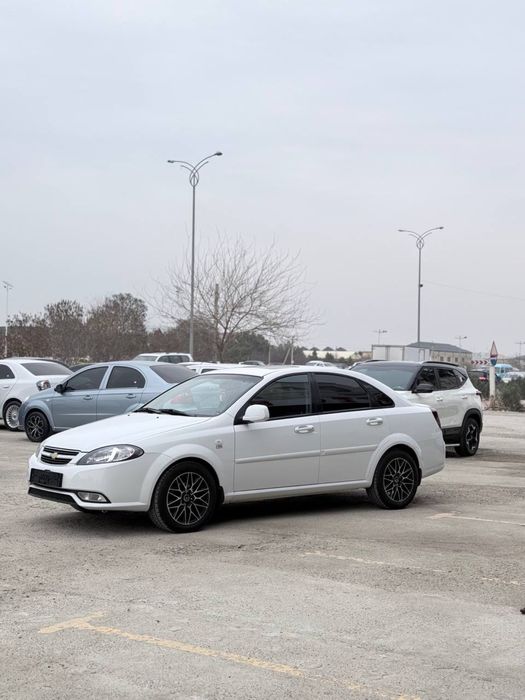 Срочна янги жентра 3позиця автомат 2022га 2023 сотилади