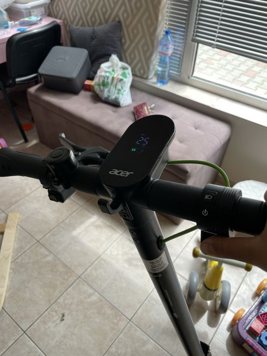 Продавам електрическа тротинетка.