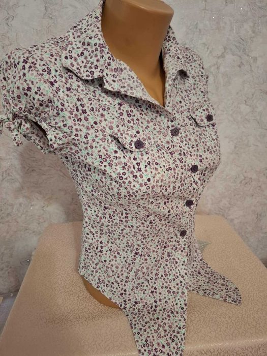 Цветна      Риза