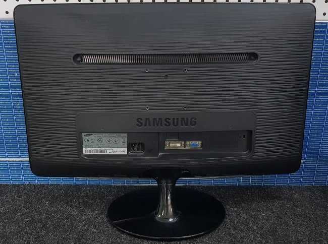 Монитор Samsung 23.6" B2430L