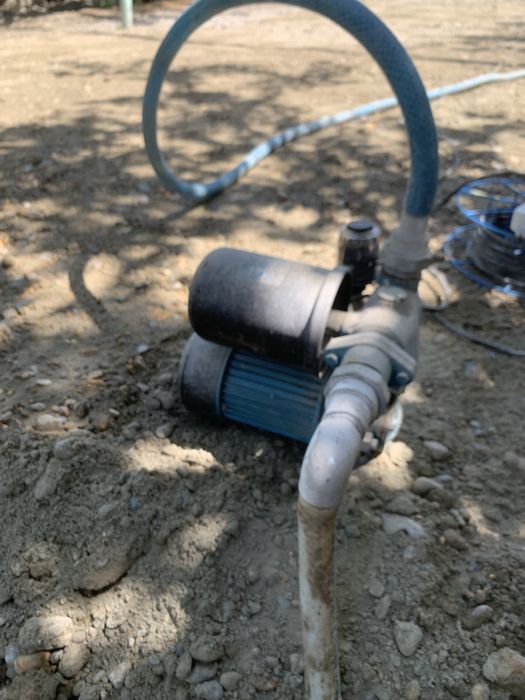 Насос сотилади янги.