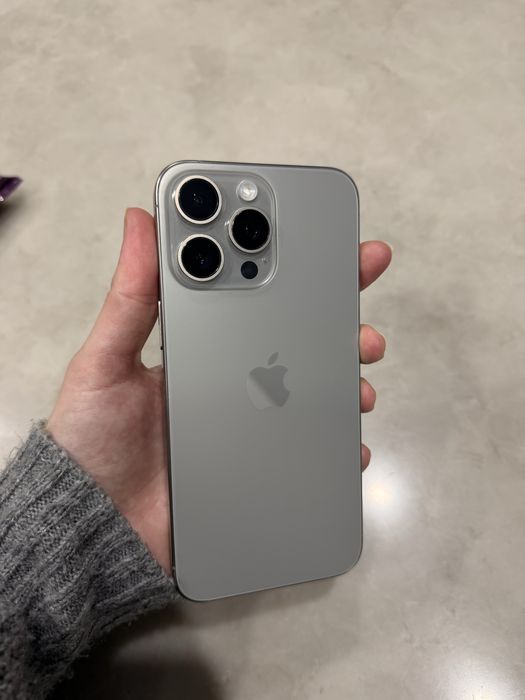 Продам айфон 15 pro max 256гб