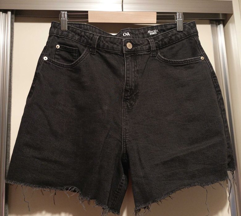 Pantaloni scurti jeans C&A, negri, mar.42