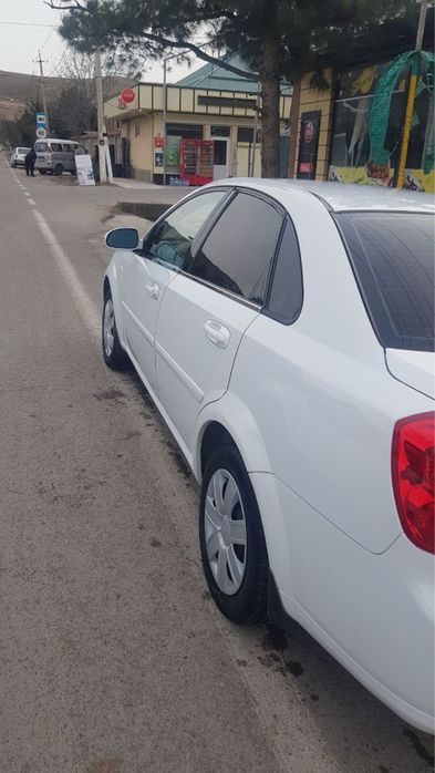 Chevrolet lasetti 18